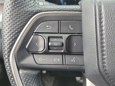 Used 2024 Toyota Tacoma TRD Sport w/ TRD Sport Premium Package AWD/4WD image 23