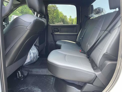 New 2026 RAM 5500 Tradesman w/ Chrome Appearance Group AWD/4WD image 19