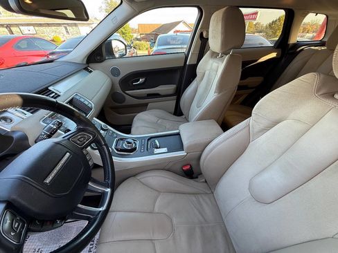 Used 2014 Land Rover Range Rover Evoque Pure image 11