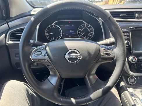 Used 2024 Nissan Murano SV w/ SV Midnight Edition Package FWD image 12