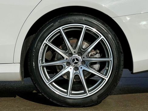 Certified 2022 Mercedes-Benz E 350 4MATIC Sedan image 10