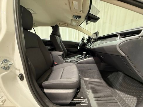 Certified 2024 Toyota Corolla LE FWD image 19