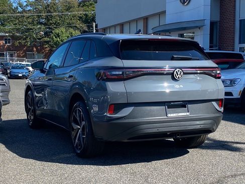 Used 2023 Volkswagen ID.4 Pro S image 5