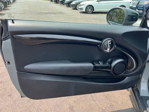 Used 2021 MINI Cooper S w/ 6.5" Touchscreen Package FWD image 22
