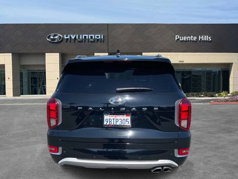 Certified 2022 Hyundai Palisade Limited w/ Cargo Package image 5