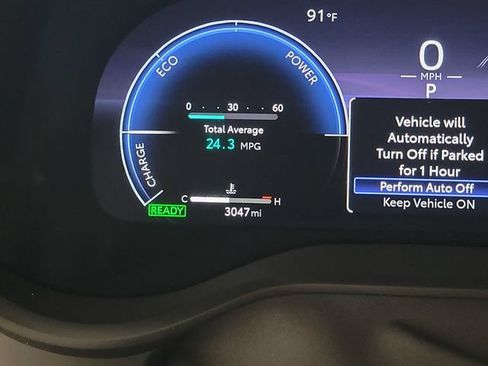 Used 2026 Toyota Sienna Platinum AWD/4WD image 2