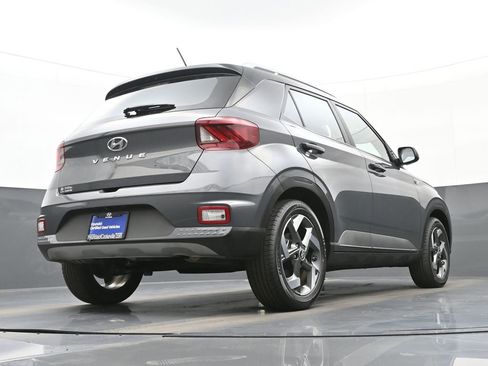 Certified 2023 Hyundai Venue Limited w/ Cargo Package image 42