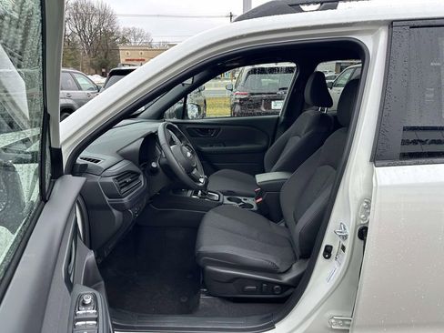 Used 2025 Subaru Forester Premium image 15