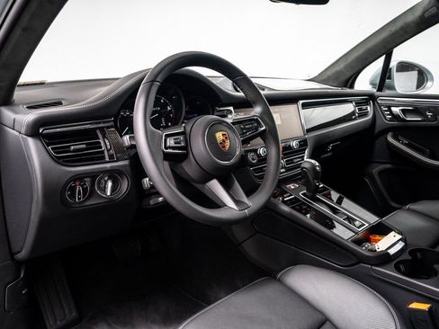 New 2026 Porsche Macan GTS image 15