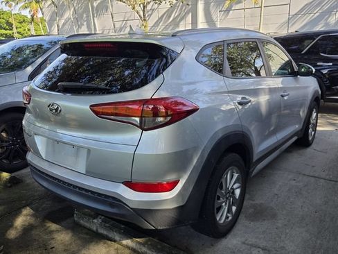 Used 2018 Hyundai Tucson SEL FWD image 4
