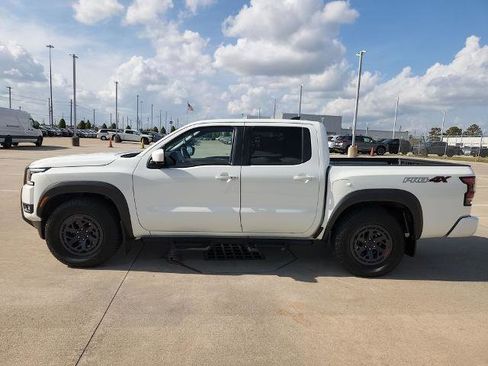 Certified 2025 Nissan Frontier Pro-X w/ Pro Convenience Package image 8