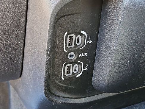 Used 2021 RAM 1500 Big Horn AWD/4WD image 24