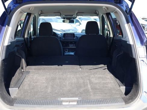 Used 2023 Nissan Rogue S image 31
