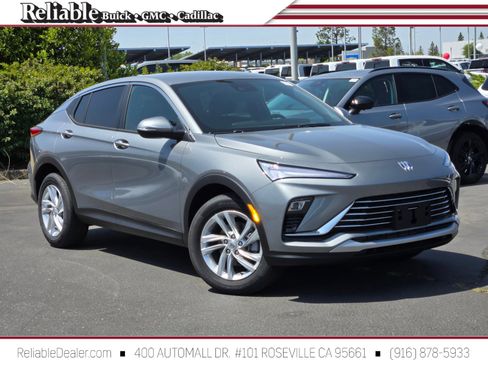 New 2025 Buick Envista Preferred image 1