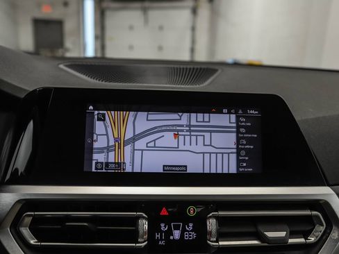 Used 2021 BMW 330i xDrive Sedan w/ Convenience Package image 16