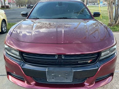 Used 2018 Dodge Charger SXT w/ Blacktop Package image 2