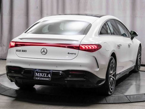 Certified 2022 Mercedes-Benz EQS 580 4MATIC Sedan image 4