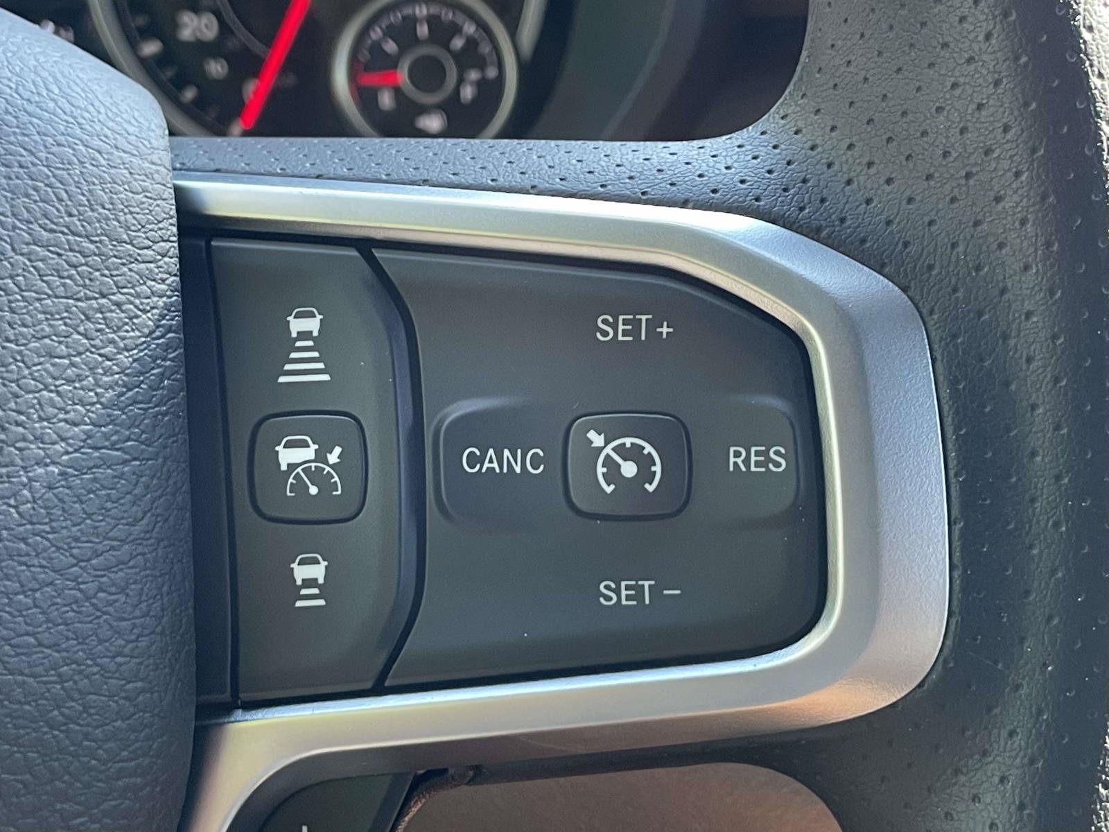 Used 2026 RAM 1500 Express AWD/4WD image 24
