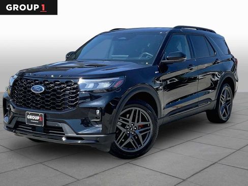 Used 2025 Ford Explorer ST-Line w/ ST-Line Street Pack AWD/4WD image 1