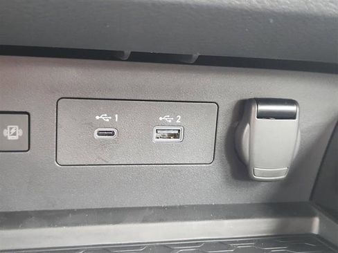 New 2025 Nissan Altima 2.5 SR image 14