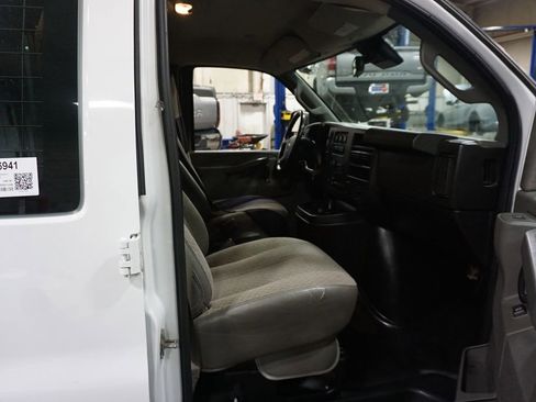Used 2020 Chevrolet Express 2500 w/ Driver Convenience Package image 13
