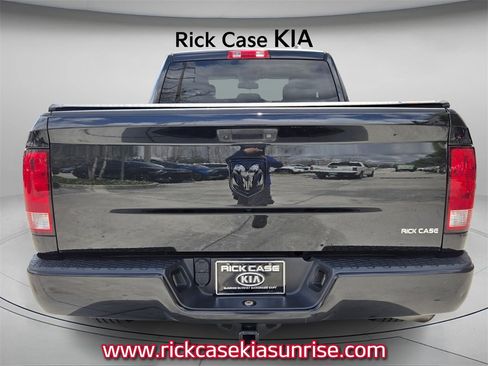 Used 2016 RAM 1500 Express w/ Black Ram 1500 Express Group image 6