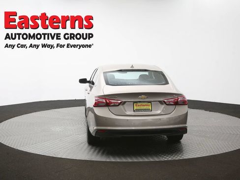 Used 2024 Chevrolet Malibu LT FWD image 38