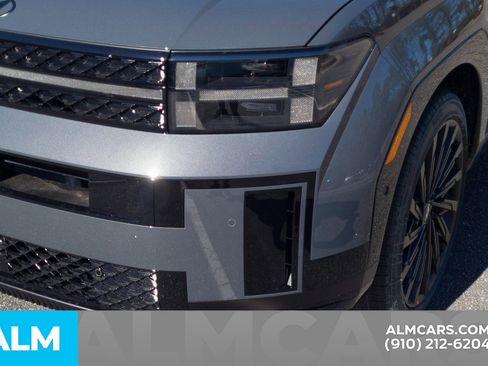 Used 2025 Hyundai Santa Fe Calligraphy image 11