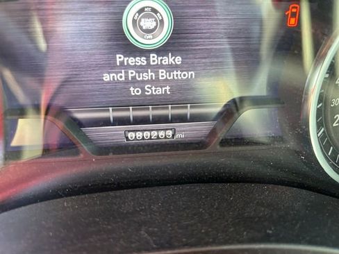 Used 2022 RAM 1500 Big Horn AWD/4WD image 6