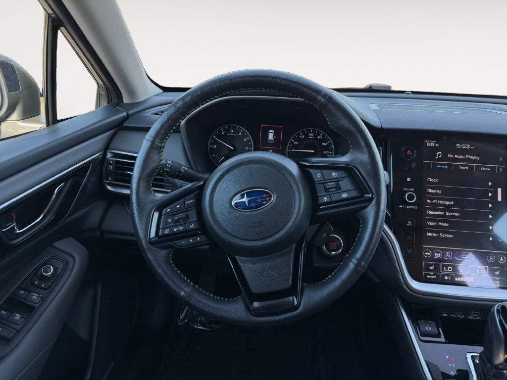 Used 2025 Subaru Outback Onyx Edition AWD/4WD image 14