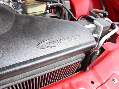 Used 2004 Pontiac GTO image 24