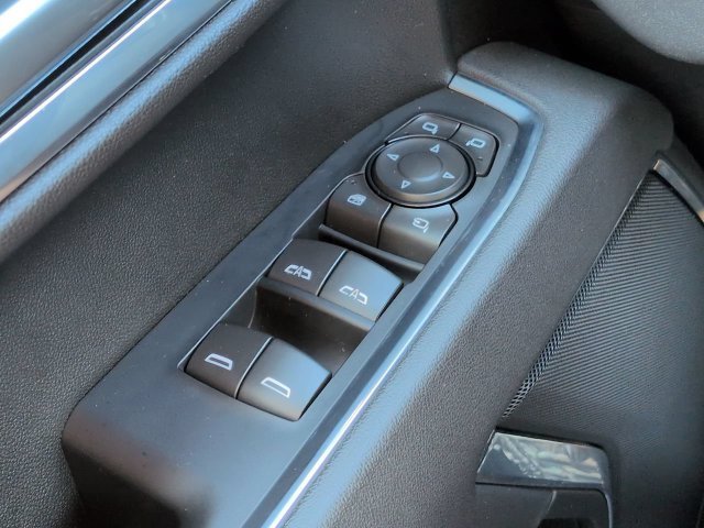 Used 2025 GMC Sierra 1500 SLT RWD image 24