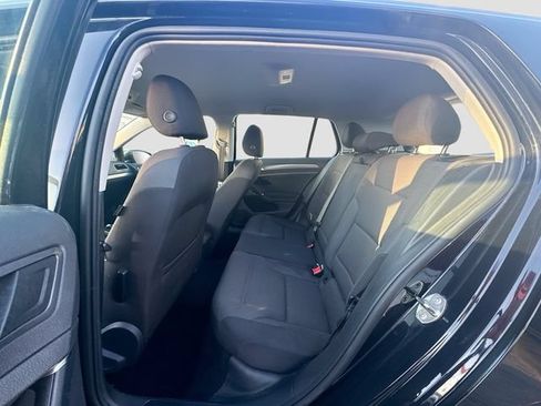Used 2019 Volkswagen Golf S FWD image 22
