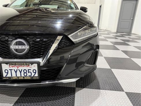 Used 2023 Nissan Maxima SV w/ Floor Mat Group image 10