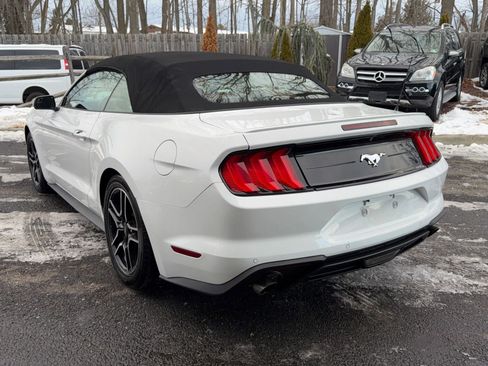 Used 2020 Ford Mustang Premium image 7