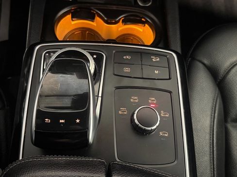 Used 2018 Mercedes-Benz GLS 450 4MATIC image 51