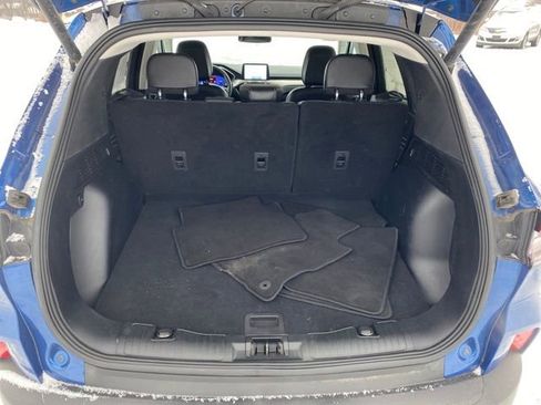 Used 2022 Ford Escape Titanium image 19