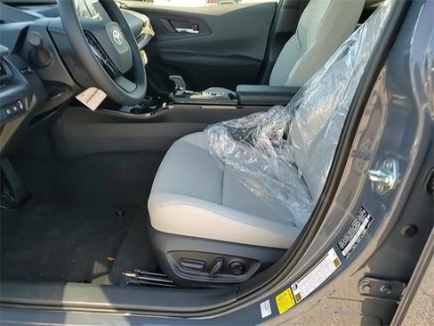 Used 2026 Toyota Prius XLE image 11