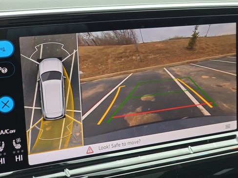 New 2026 Volkswagen Atlas SEL Premium R-Line image 5