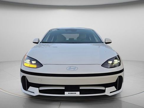 Used 2023 Hyundai Ioniq 6 SEL w/ Cargo Package RWD image 4
