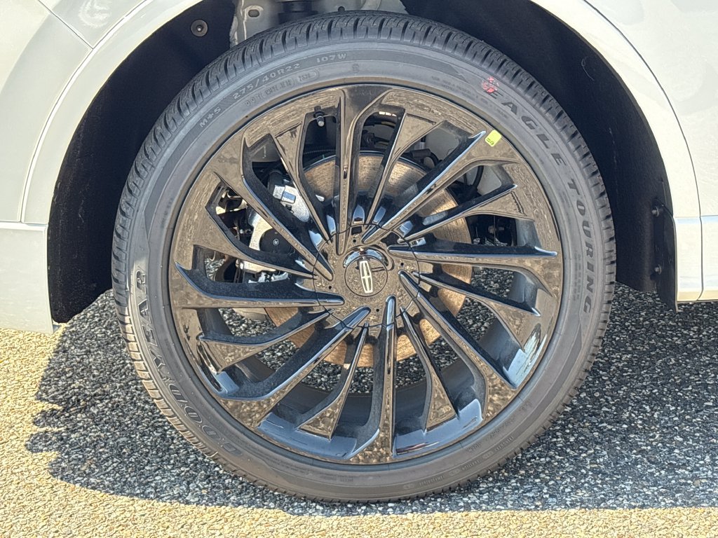 New 2027 Lincoln Aviator Reserve AWD/4WD image 29
