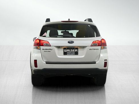 Used 2014 Subaru Outback 2.5i Limited AWD/4WD image 4