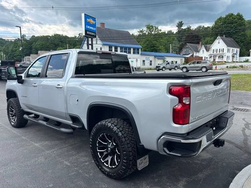 Used 2020 Chevrolet Silverado 3500 LT w/ All Star Edition AWD/4WD image 3