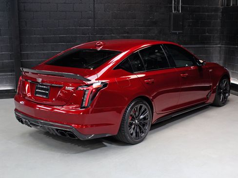 Used 2024 Cadillac CT5 V Blackwing w/ Carbon Fiber Package 2 RWD image 21