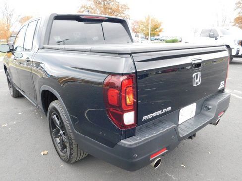 Used 2023 Honda Ridgeline Black Edition image 9