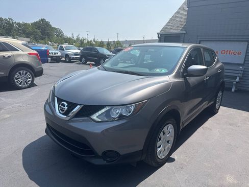 Used 2017 Nissan Rogue Sport S AWD/4WD image 3
