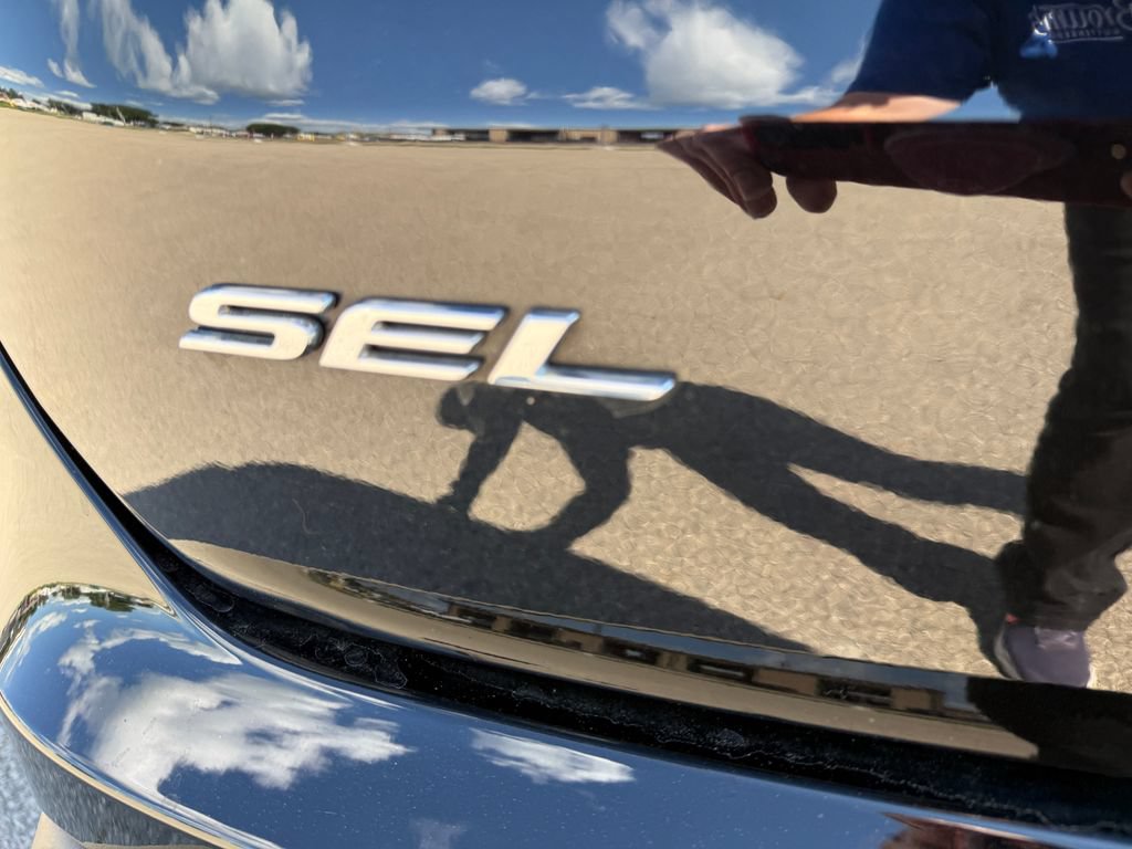 Used 2024 Ford Edge SEL w/ Convenience Package AWD/4WD image 9