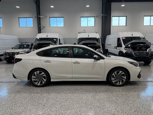 Used 2023 Subaru Legacy Touring XT AWD/4WD image 5