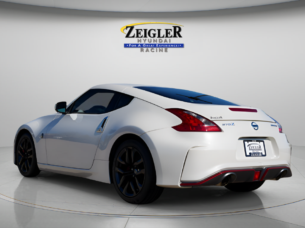 Used 2017 Nissan 370Z NISMO RWD image 5