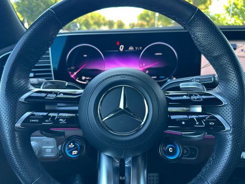 Used 2025 Mercedes-Benz GLS 63 AMG 4MATIC image 25